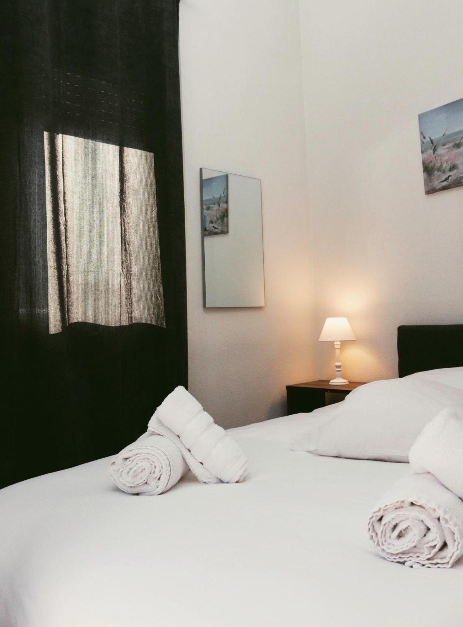 Gk Suites-Constantin View , Auto Check-In 24H ラリサ エクステリア 写真