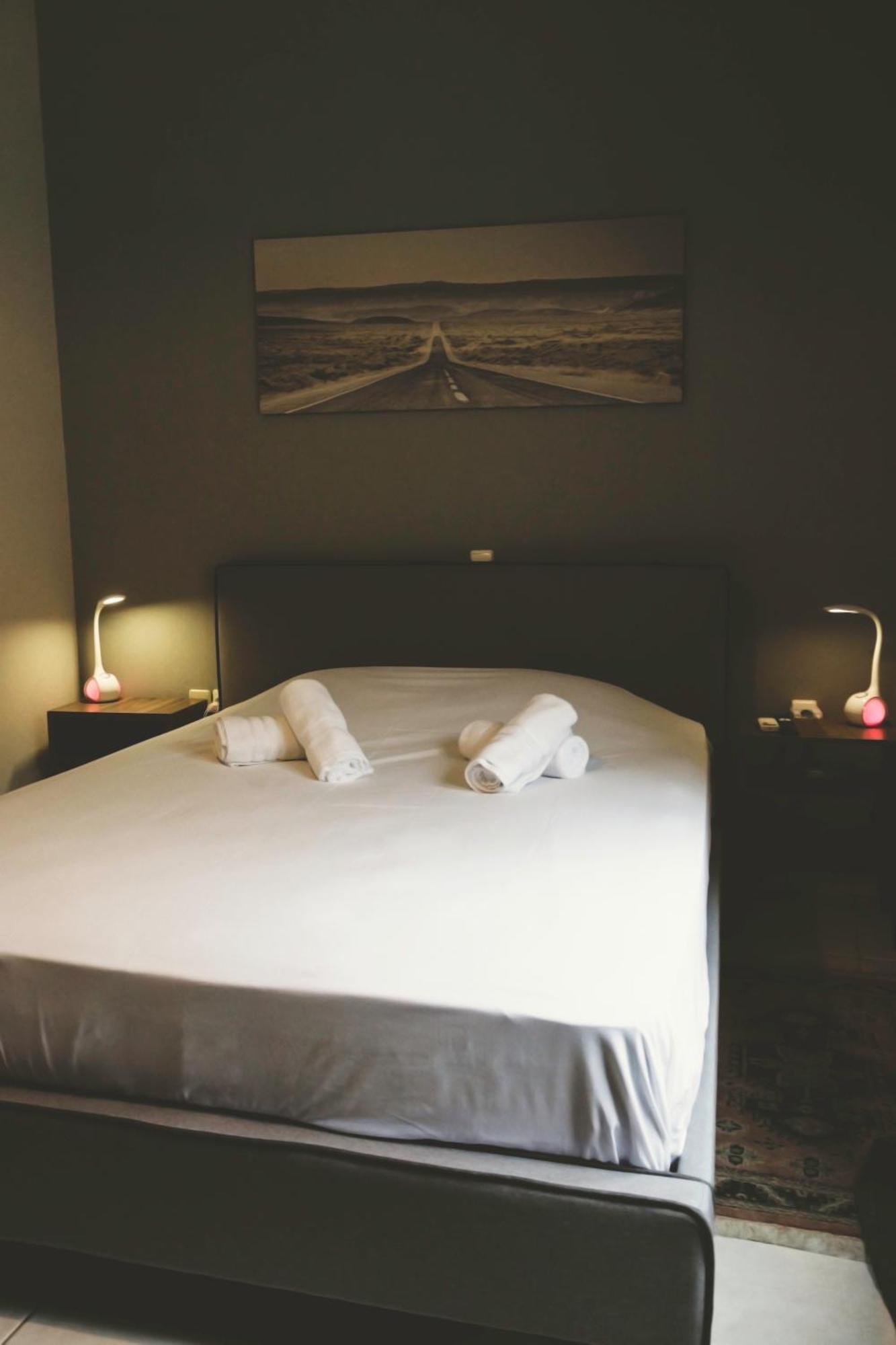 Gk Suites-Constantin View , Auto Check-In 24H ラリサ エクステリア 写真