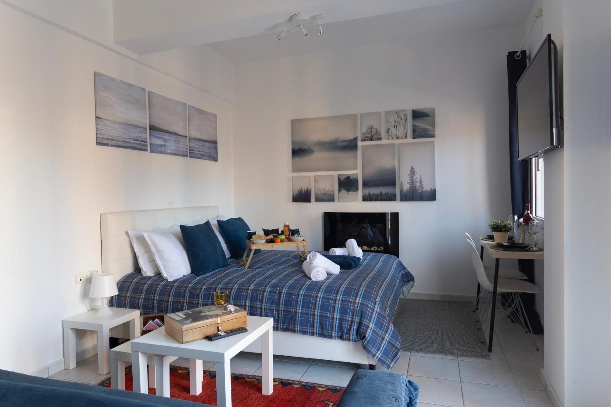 Gk Suites-Constantin View , Auto Check-In 24H ラリサ エクステリア 写真
