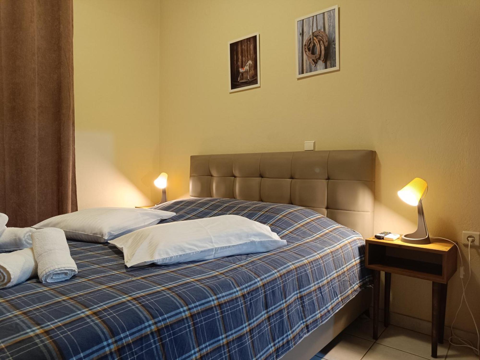 Gk Suites-Constantin View , Auto Check-In 24H ラリサ 部屋 写真